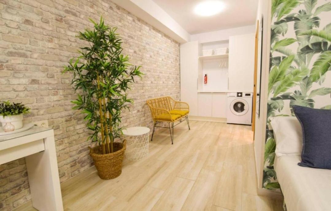 Apartamento Librun Malaga Exterior photo