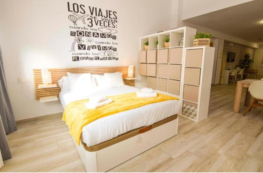 Apartamento Librun Malaga Exterior photo