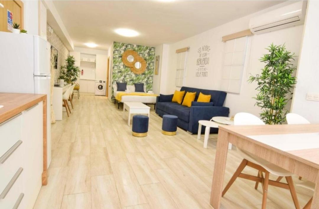 Apartamento Librun Malaga Exterior photo